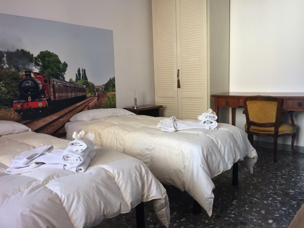 B&B Del Viaggiatore 사르자나 외부 사진